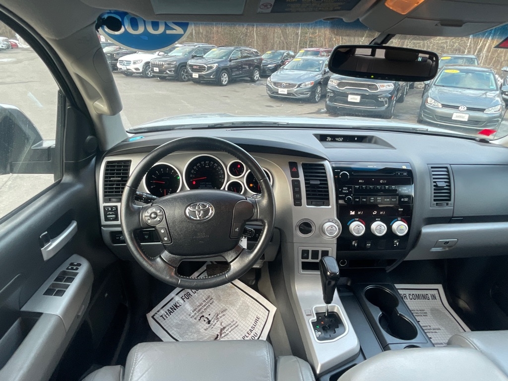 Toyota Tundra 4WD Truck  2008