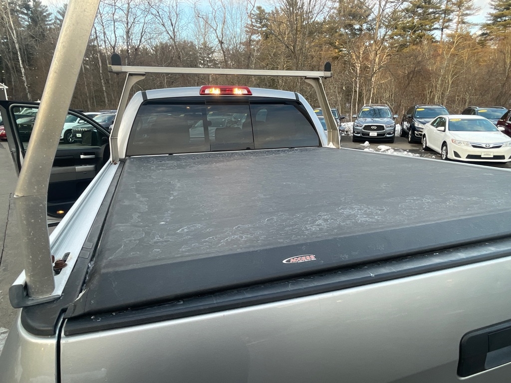 Toyota Tundra 4WD Truck  2008