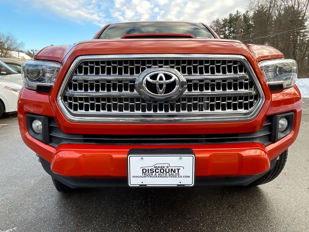 Toyota Tacoma  2017