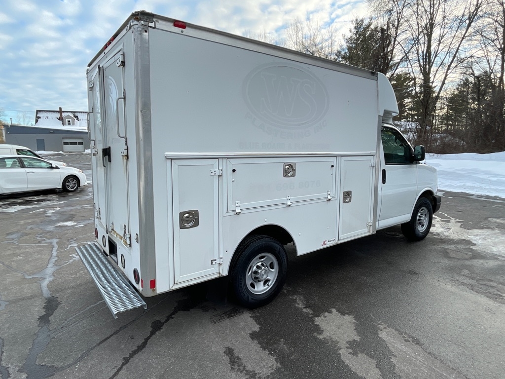 Chevrolet Express Commercial Cutaway  2015