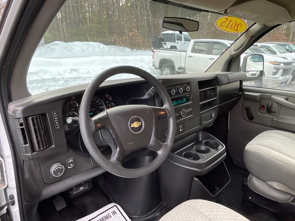 Chevrolet Express Commercial Cutaway  2015