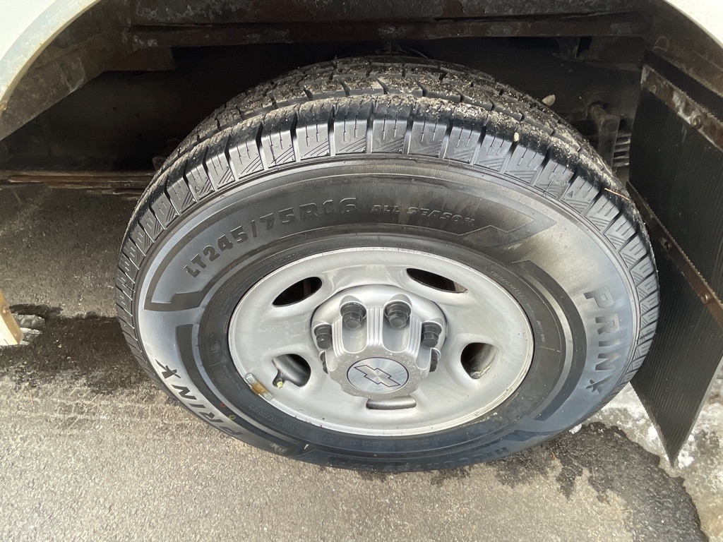 Chevrolet Express Commercial Cutaway  2015