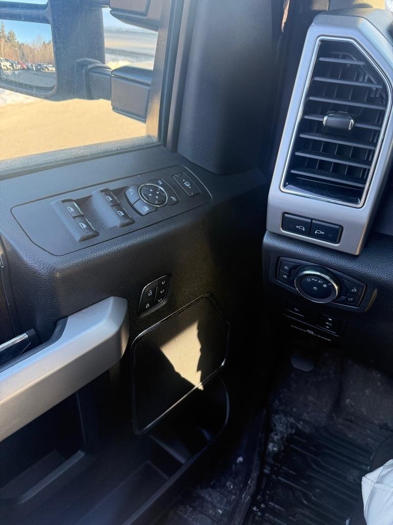 Ford Super Duty F-350 DRW  2020