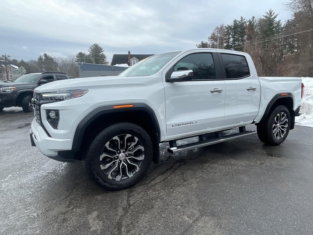 GMC Canyon  2024
