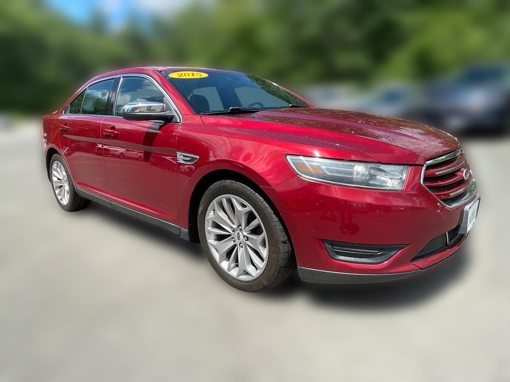 Ford Taurus  2015