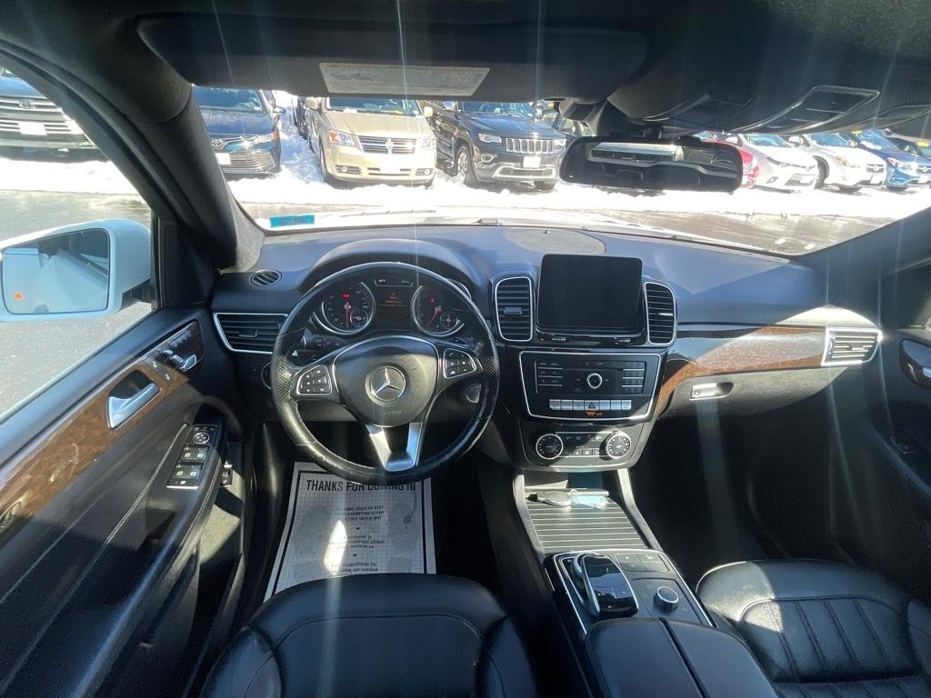 Mercedes-Benz GLE  2016