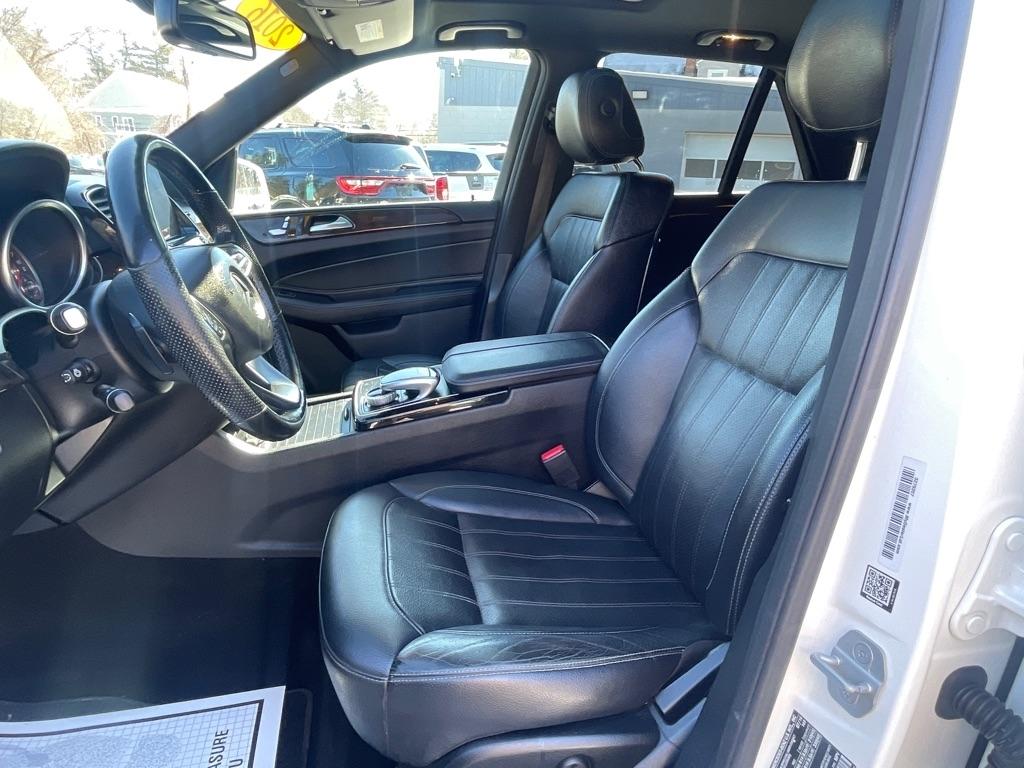 Mercedes-Benz GLE  2016