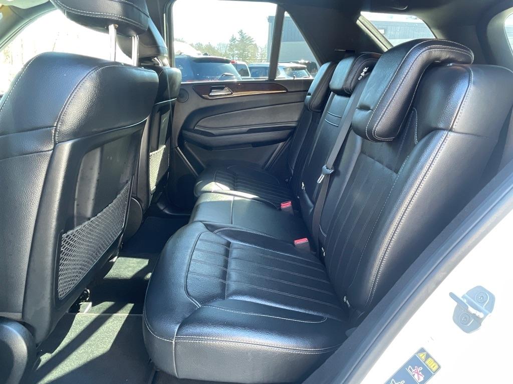 Mercedes-Benz GLE  2016