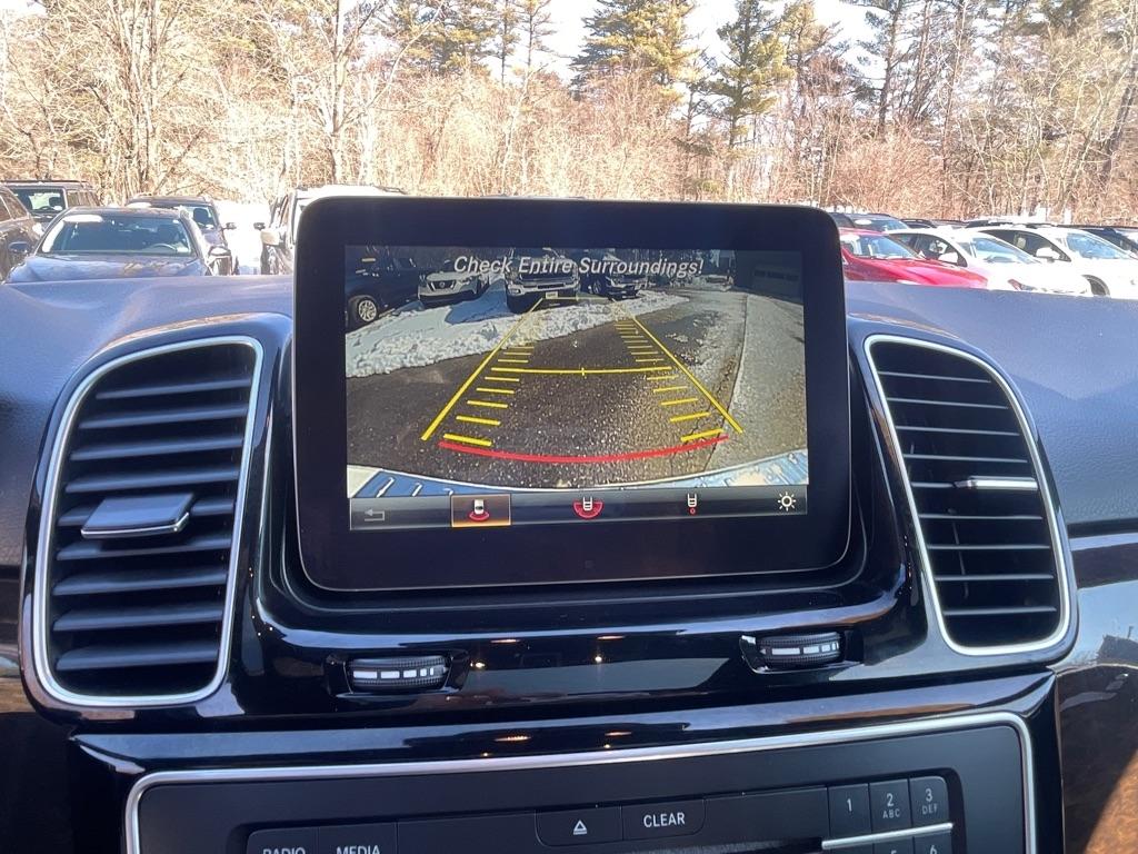 Mercedes-Benz GLE  2016