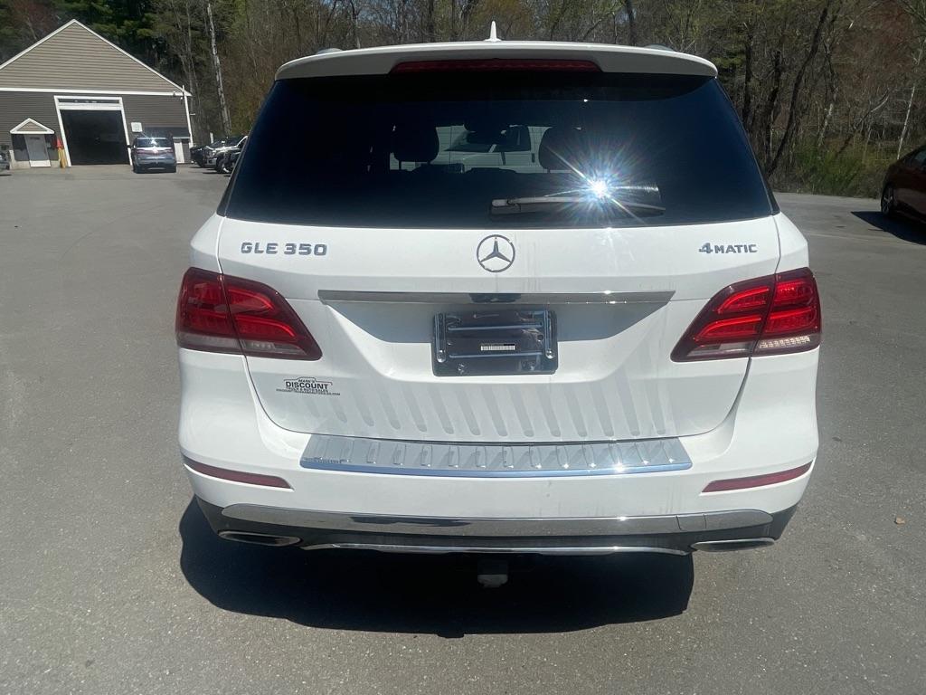 Mercedes-Benz GLE  2016