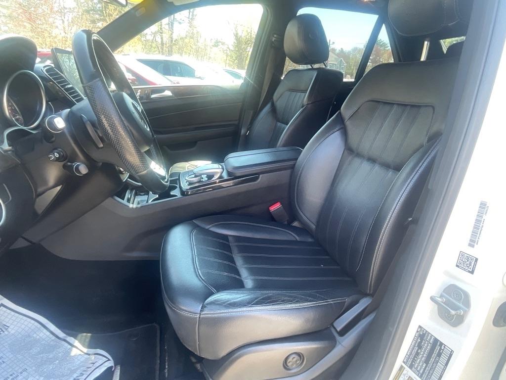 Mercedes-Benz GLE  2016