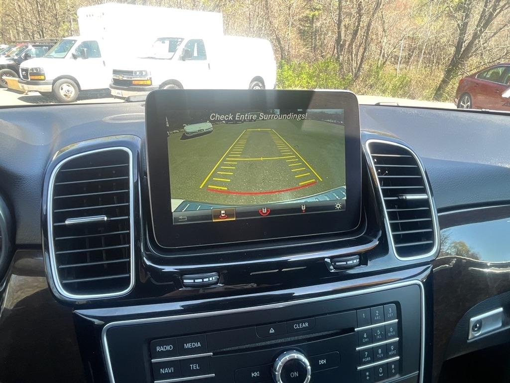 Mercedes-Benz GLE  2016
