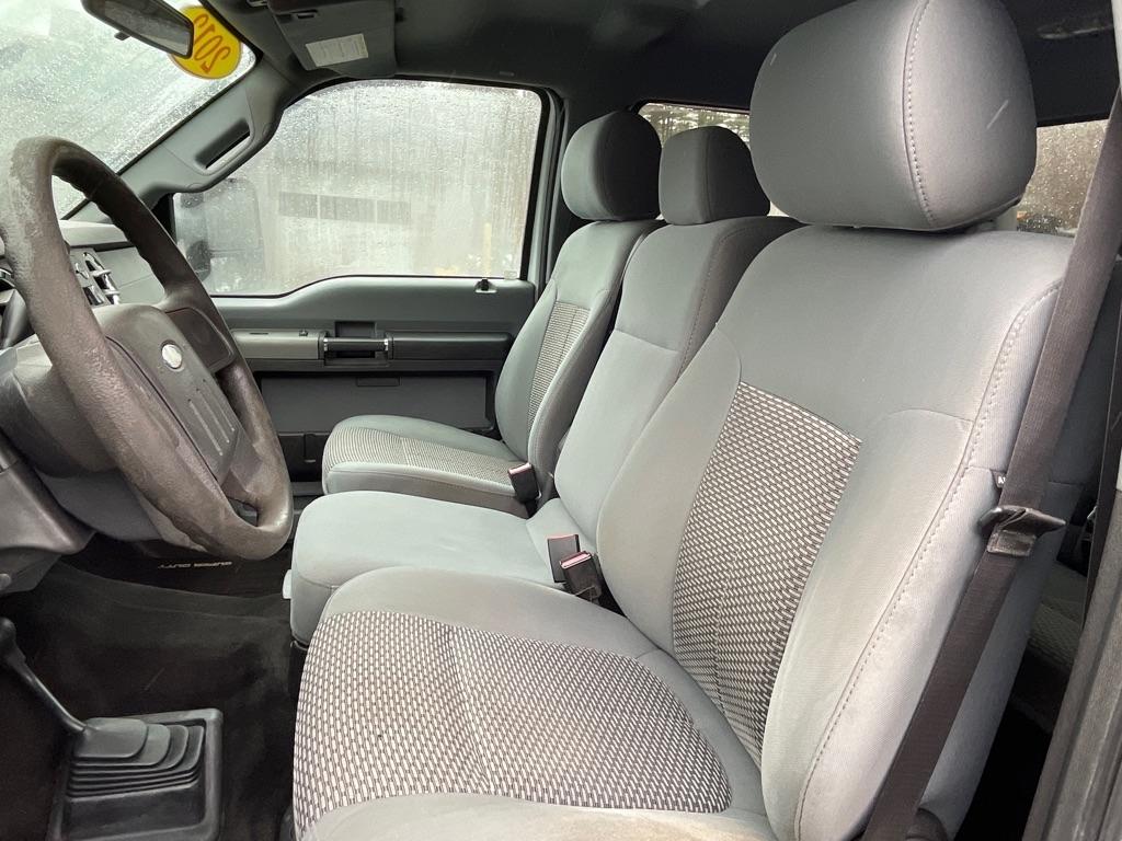 Ford Super Duty F-250 SRW  2012