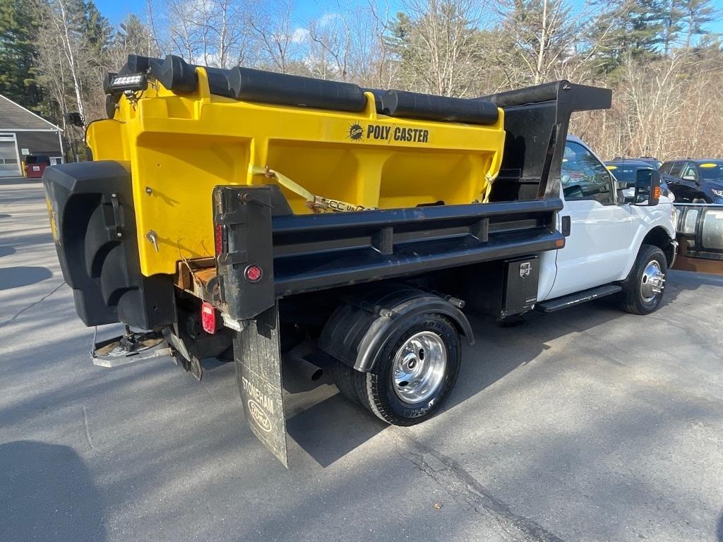 Ford Super Duty F-350 DRW  2011