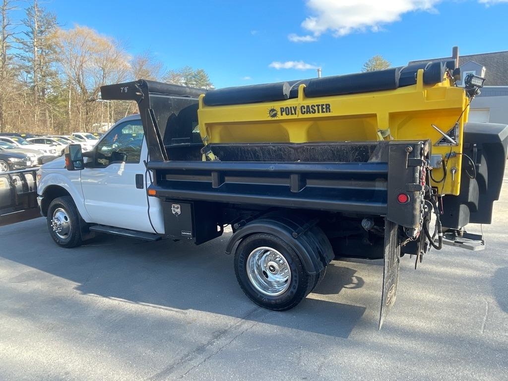 Ford Super Duty F-350 DRW  2011