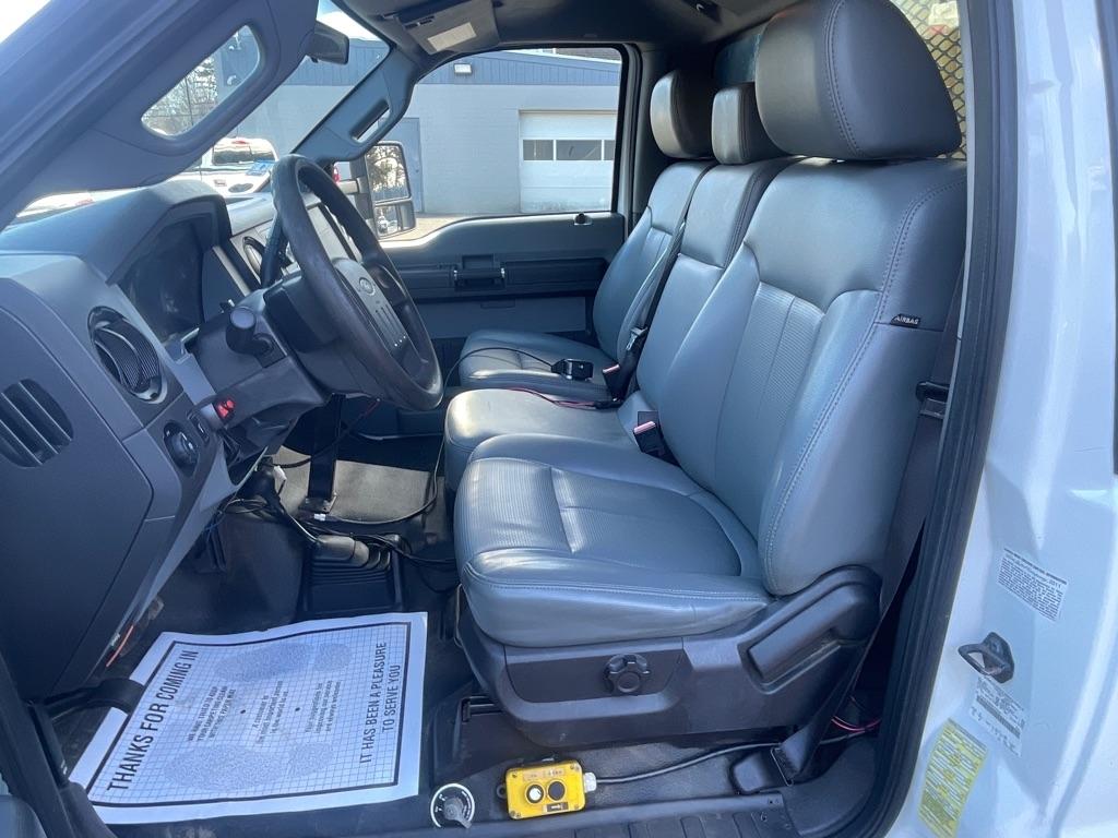 Ford Super Duty F-350 DRW  2011