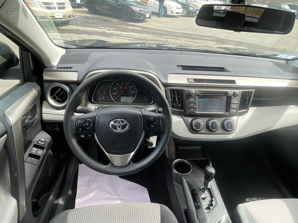 Toyota RAV4  2014