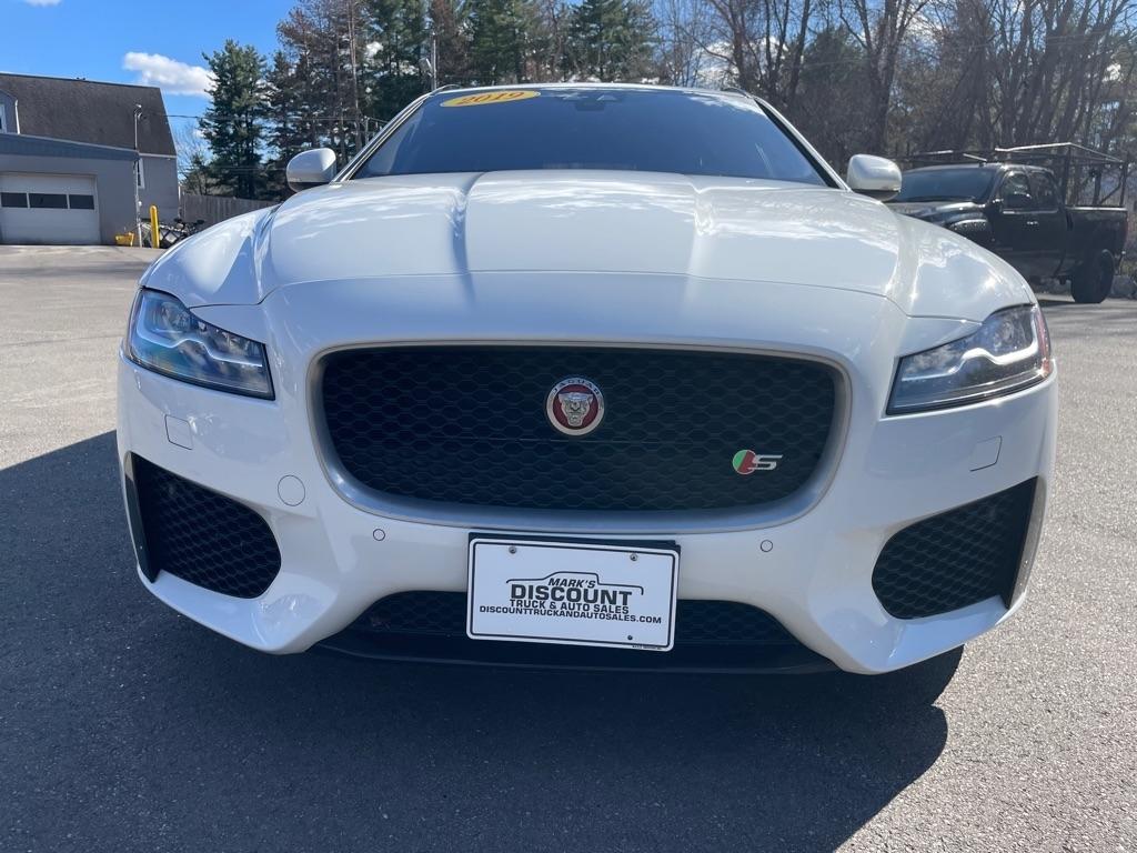 Jaguar XF  2019
