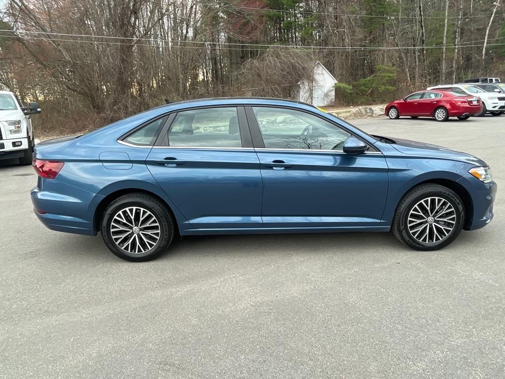 Volkswagen Jetta  2021