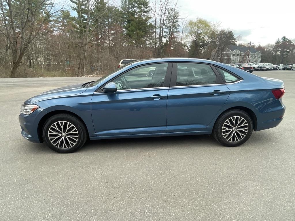 Volkswagen Jetta  2021