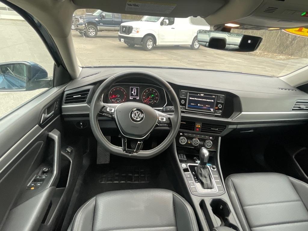 Volkswagen Jetta  2021