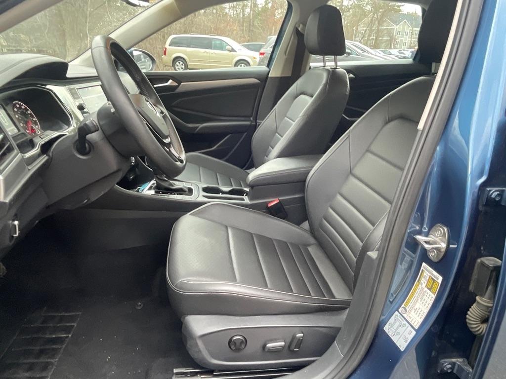 Volkswagen Jetta  2021