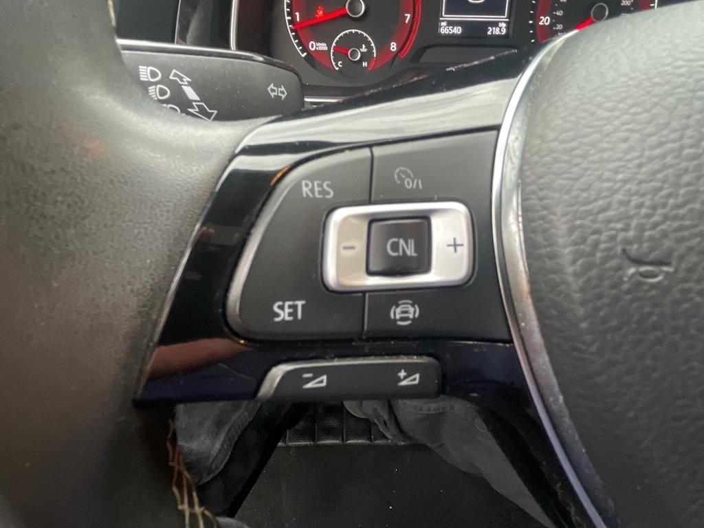 Volkswagen Jetta  2021