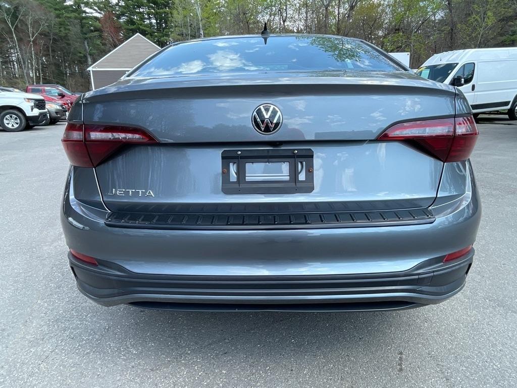 Volkswagen Jetta  2023