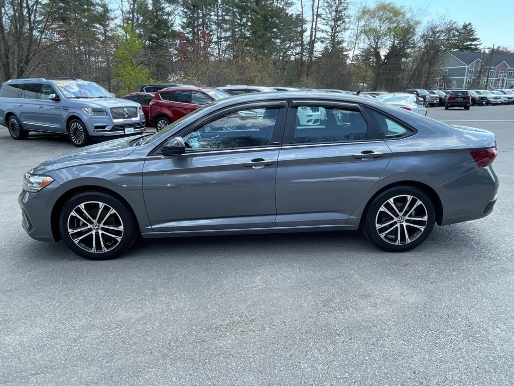 Volkswagen Jetta  2023