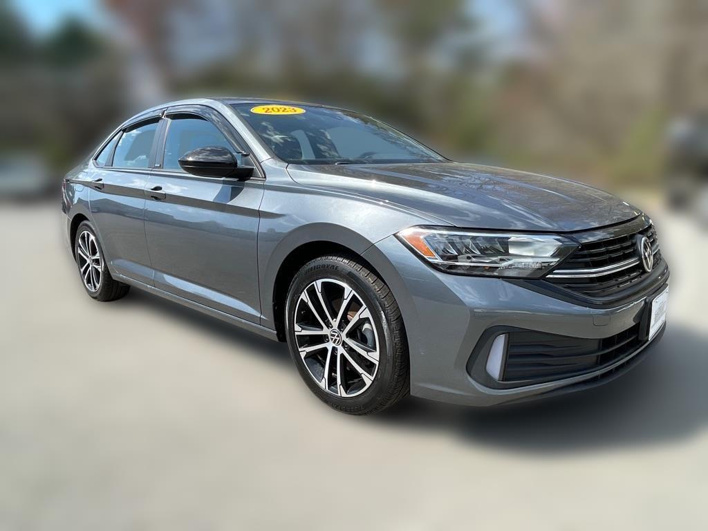 Volkswagen Jetta  2023