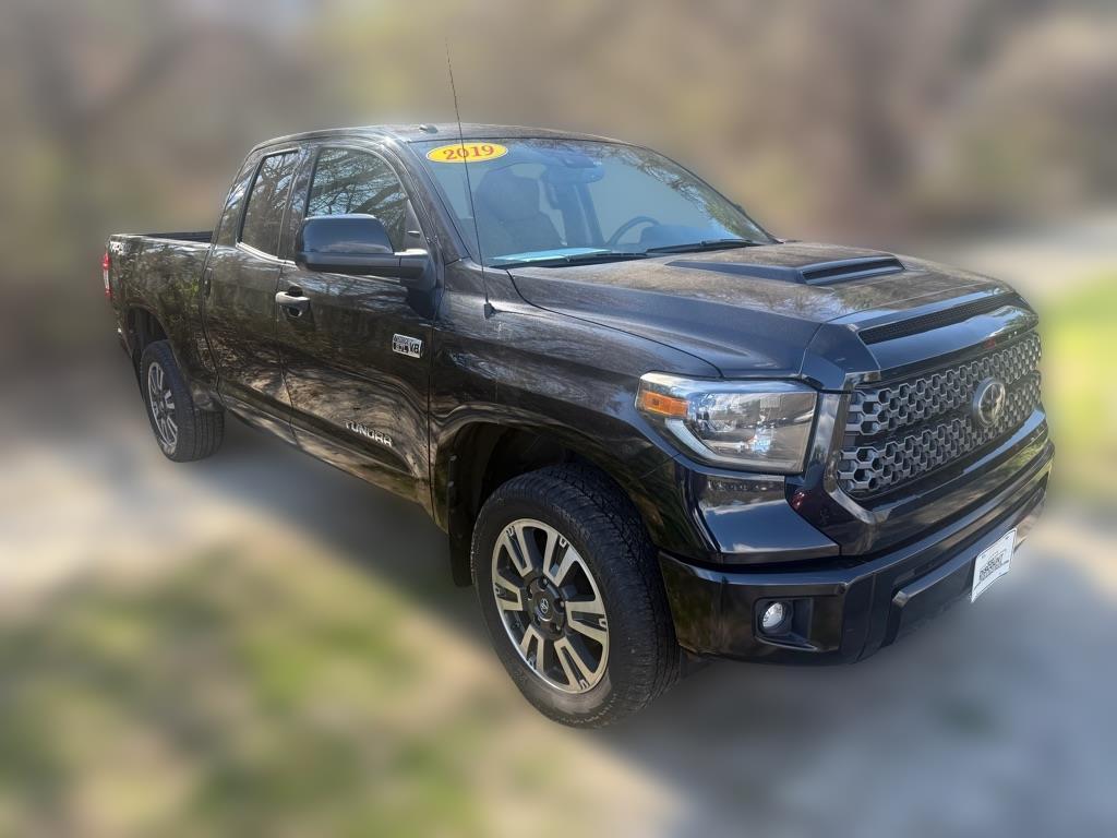 Toyota Tundra 4WD  2019