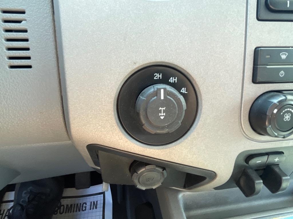 Ford Super Duty F-350 SRW  2015