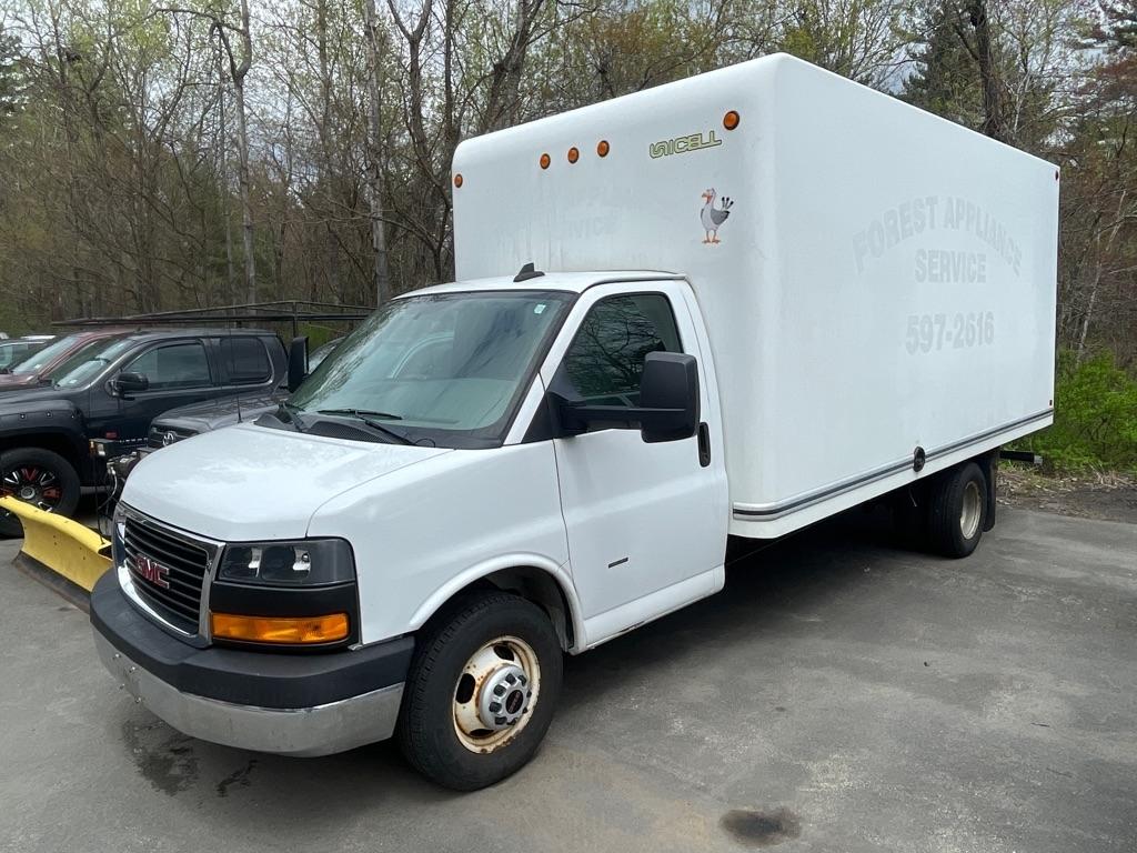 GMC Savana Commercial Cutaway  2019