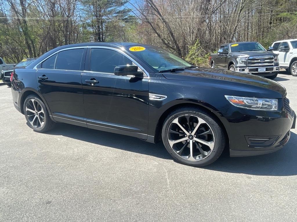 Ford Taurus  2016