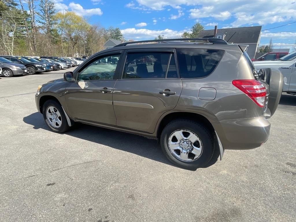 Toyota RAV4  2010