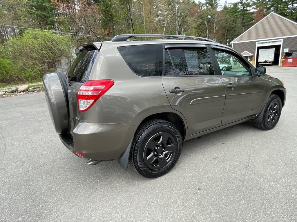 Toyota RAV4  2010