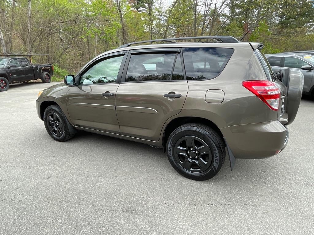 Toyota RAV4  2010
