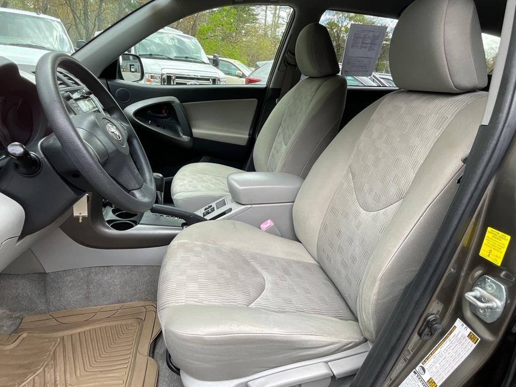 Toyota RAV4  2010