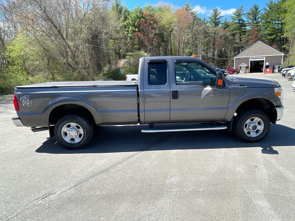 Ford Super Duty F-250 SRW  2012