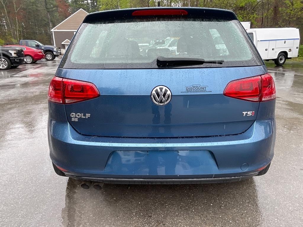Volkswagen Golf  2016
