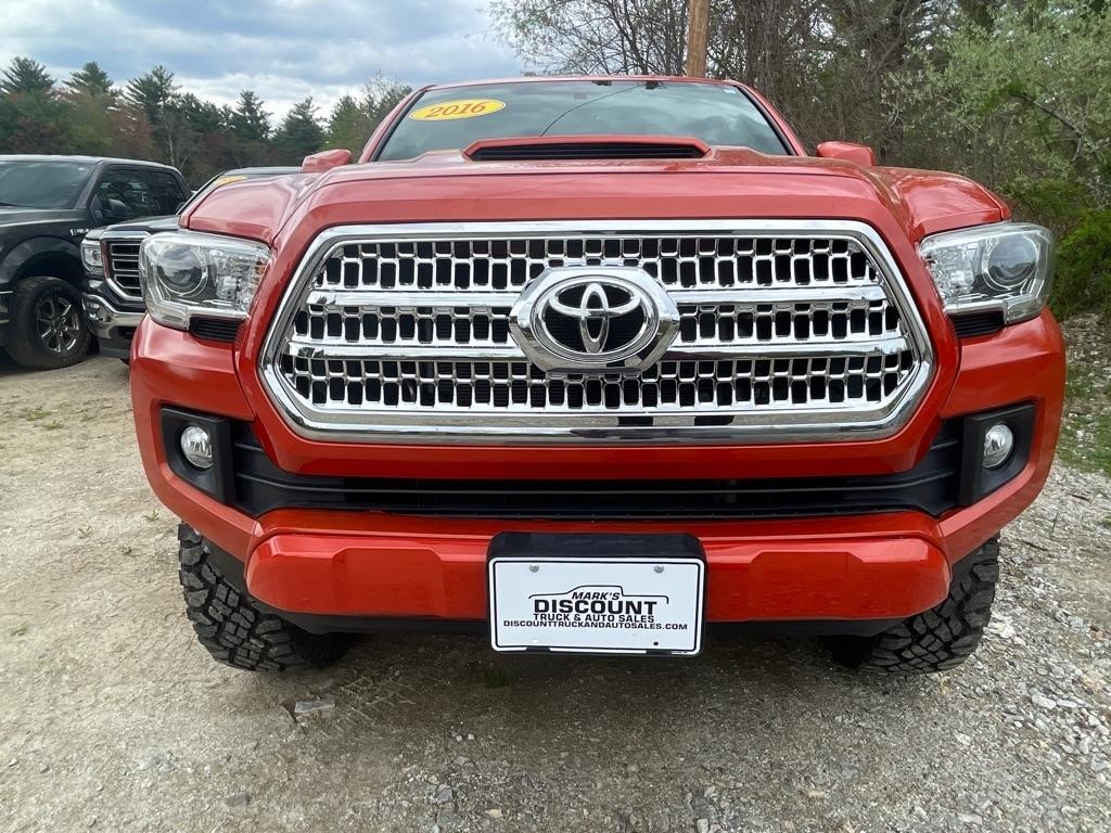 Toyota Tacoma  2016