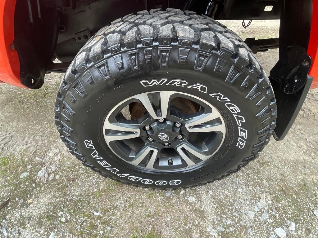 Toyota Tacoma  2016