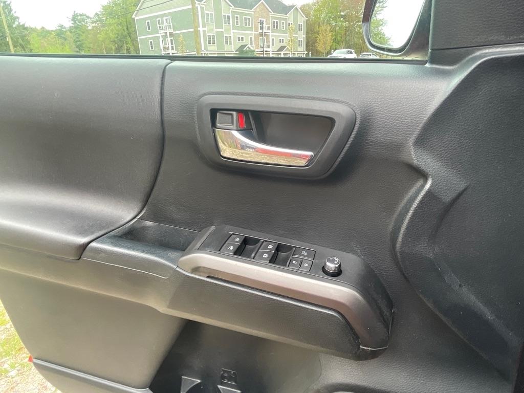 Toyota Tacoma  2016
