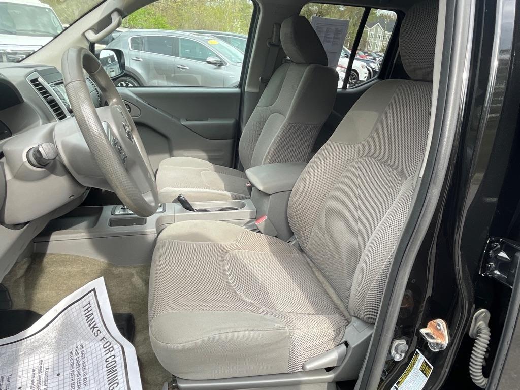 Nissan Frontier  2016
