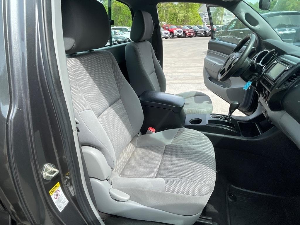Toyota Tacoma  2014