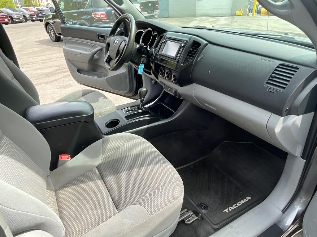 Toyota Tacoma  2014