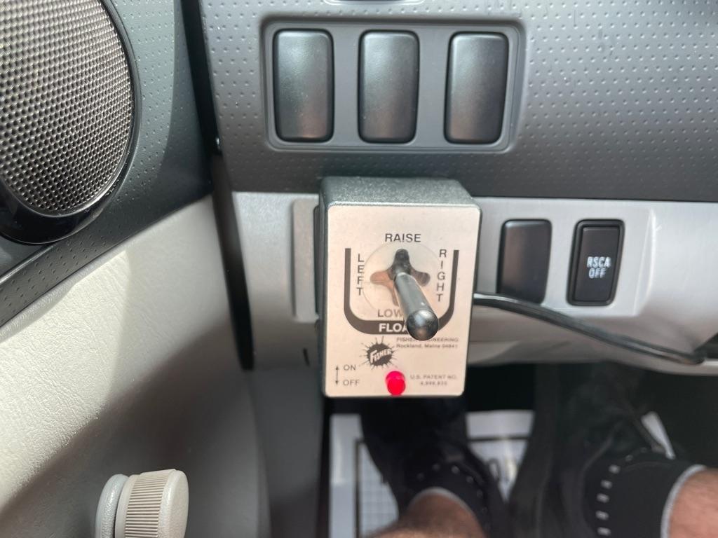 Toyota Tacoma  2014