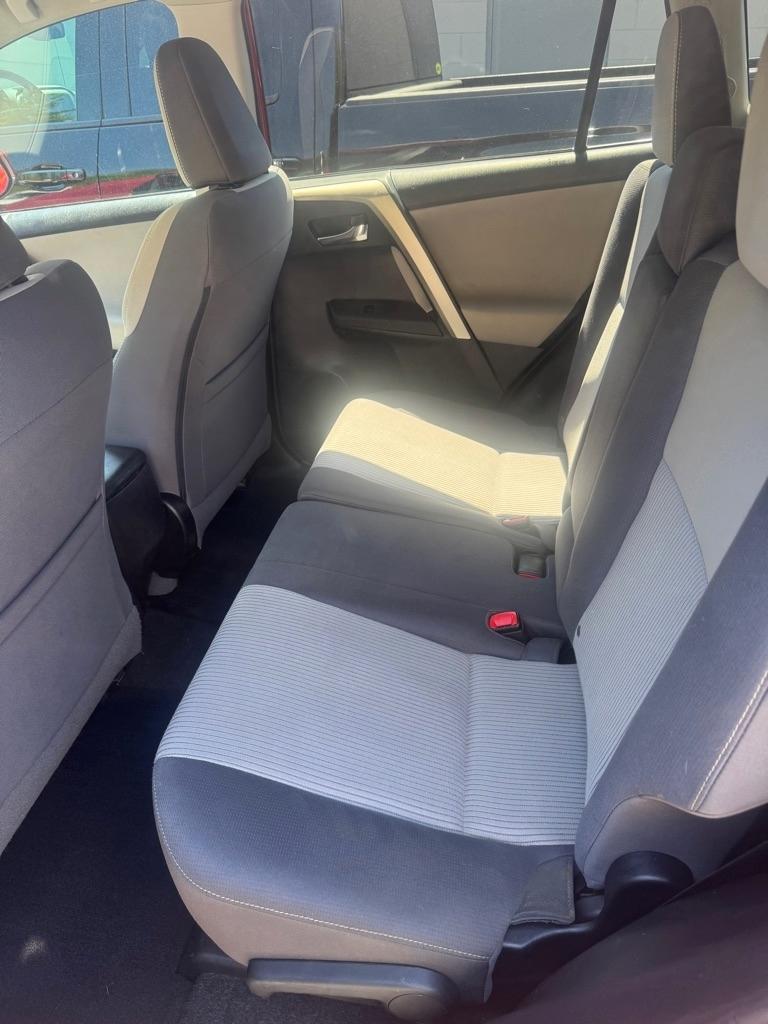 Toyota RAV4  2015