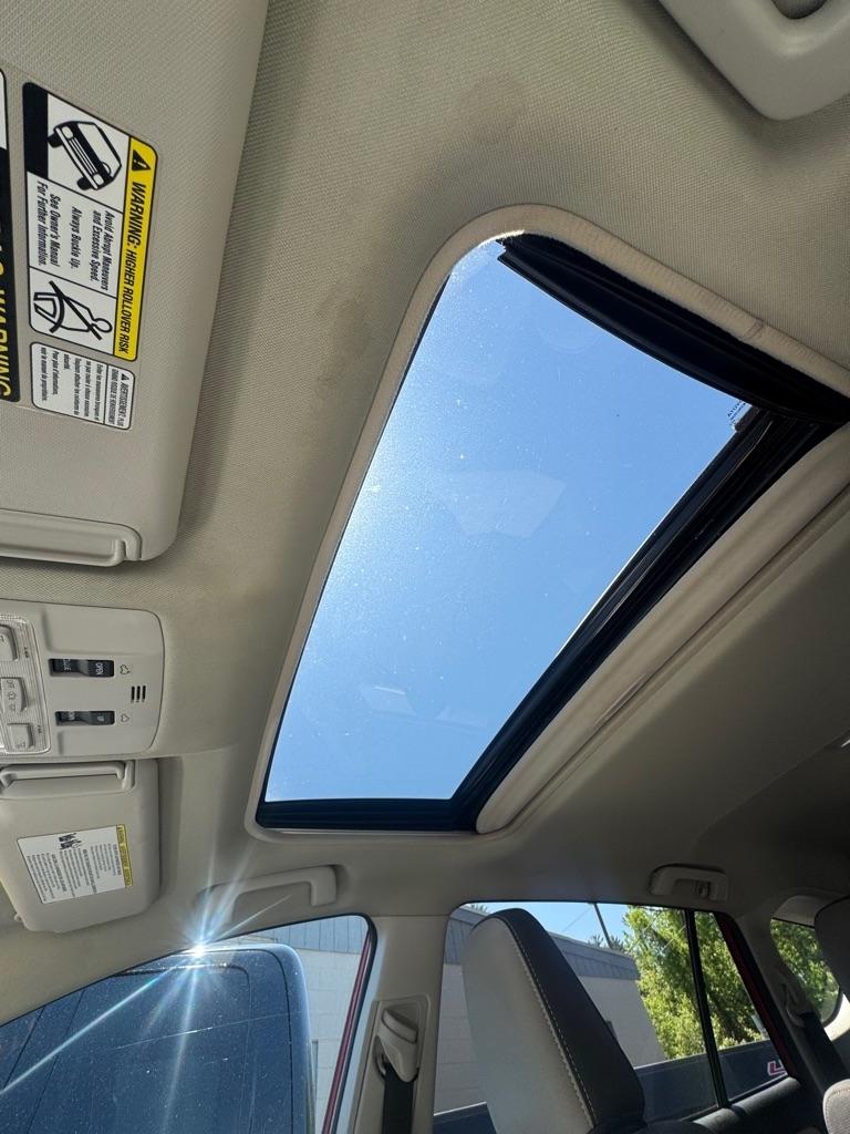 Toyota RAV4  2015
