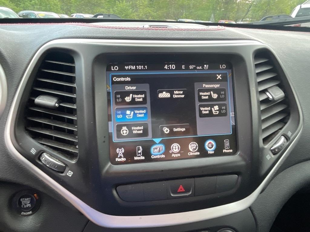 Jeep Cherokee  2015